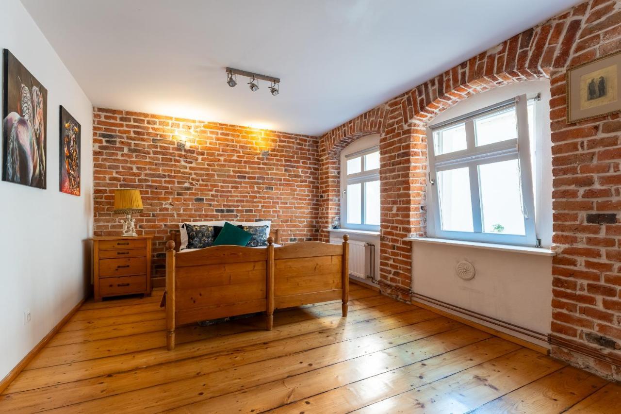 Apartament 1886 - Doba Do 14-00 - W Scislym Centrum Z Widokiem Na Majowke - By Space Apart Apartment Jelenia Gora Exterior photo